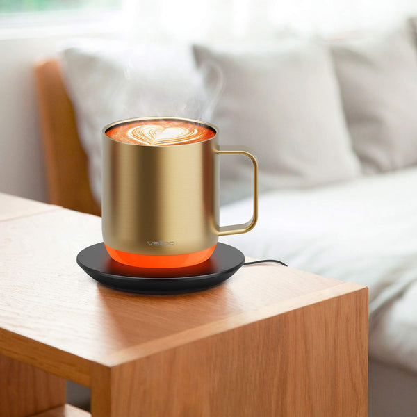 Vsitoo S6 plus smart mug, battery powered coffee mug for gold color, which is a good heating mug for coffee lovers.